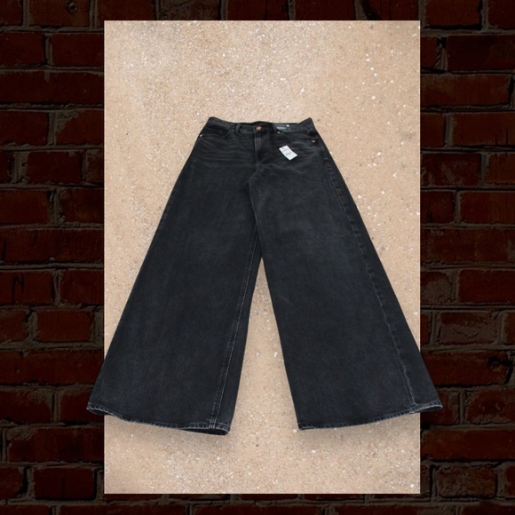 Express Relaxed Wide Leg Super High-rise Denim Jeans - Picture 7 of 11